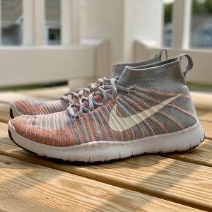 Nike Free Train Force Flyknits